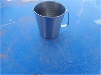 Large Lot of Stainless Steel 32oz Pitchers, Weight