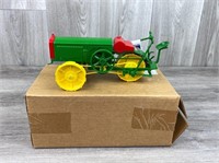 John Deere Dain Tractor, 1/16, Scale Models