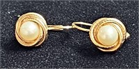 14 Karet Gold Earrings with Pearl