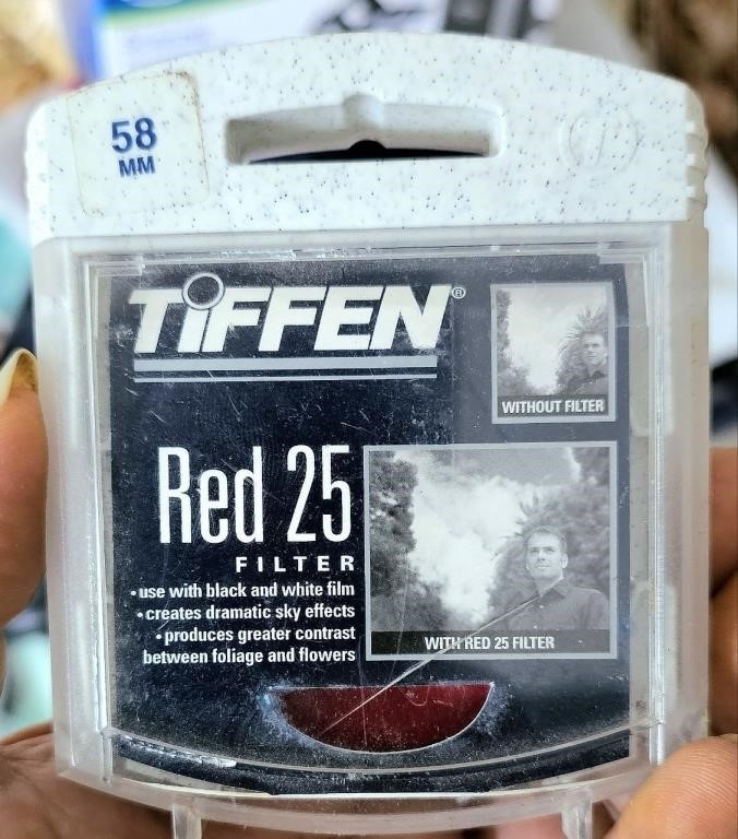 TIFFEN Proffessional  Red 25 Filter