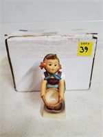 Goebel Hummel Little Helper Figurine