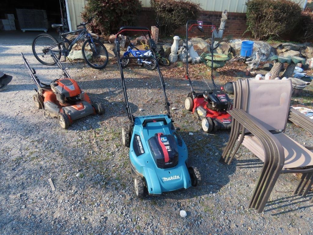 Mikita Battery Powered Lawn Mower