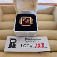 10 KT marked Free Mason Ring