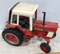 International Hydro 186 Toy Tractor