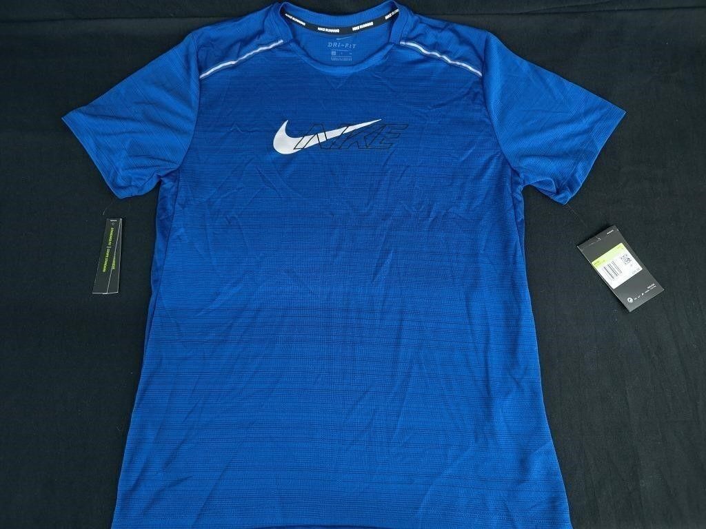 $35 NWT Nike Men's  SS Athletic Shirt Size Small