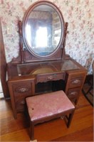 Vintage Wooden Vanity w/mirror & stool