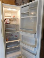 Amana Side by Side Refrigerator Freezer, works