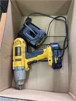 DeWalt impact wrench 18 V battery and charger
