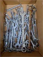 Box lot of miscellaneous wrenches.
See pictures