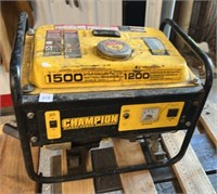 Champion 1200W Gas Powered Generator, Loose and