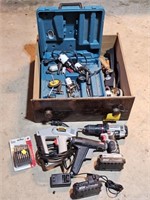 PORTER CABLE 20V CORDLESS DRILL, CHARGE &