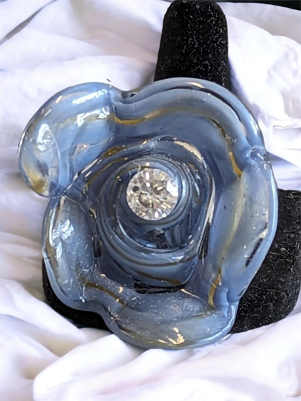 Vintage Blue Rose Ring Very nice piece