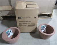 2-Pack of 7.9" clay Vaso planters new in box.