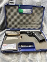 GS - Smith & Wesson .40 caliber pistol