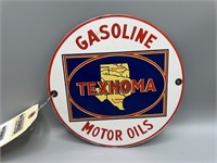 Texoma Gasoline Motor Oils pump plate, 8" SSP