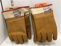 2 pairs of gloves
