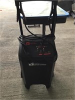 FARM & RANCH BATTERY CHARGER ON WHEELS