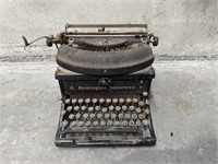 Vintage REMINGTON NOISELESS Typewriter - 410 x