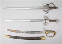 Lot of 3 Swords Spanish Replicas & Infantry