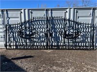 20' Bi-Parting Iron Gate w/ Deer