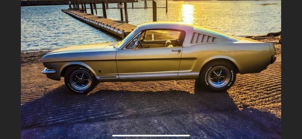 1966 FORD MUSTANG FASTBACK GT
