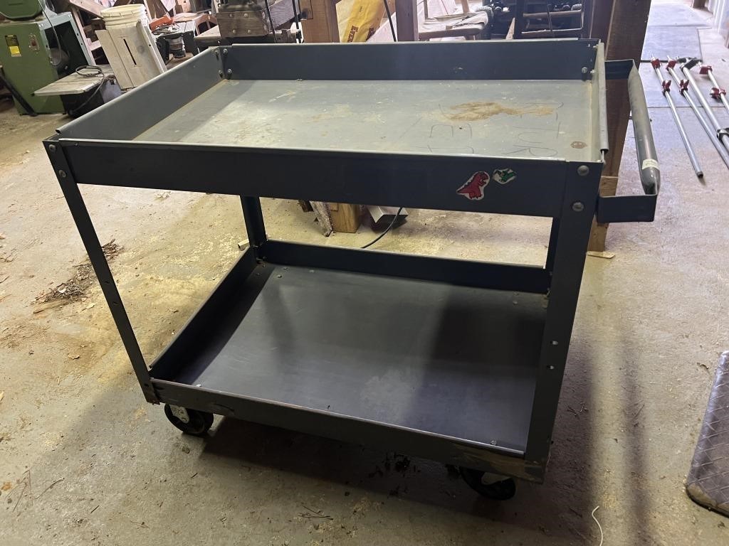 GREY METAL SHOP CART 24" X 32" X 39"