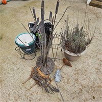 Yard ornaments, plant stands, plant and soil