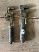 2 VINTAGE PIPE WRENCHES