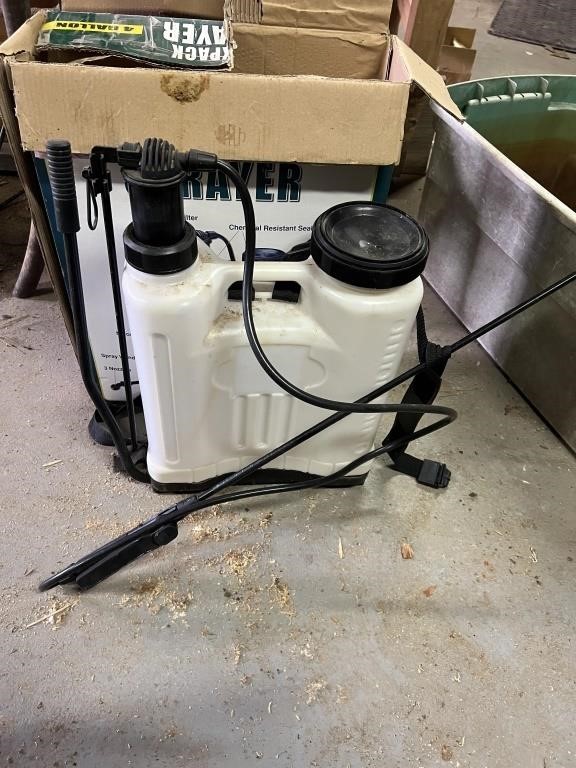 4 GALLON BACKPACK SPRAYER