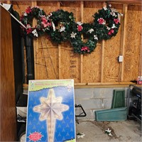 Nativity Star w/lights & 4 wreaths and stands