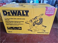 Dewalt 12" dual bevel miter saw