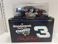 Revell Dale Earnhardt 2001 Bud Shootout Oreo