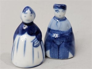 Vintage Delft Blue Couple Figurines Miniatures