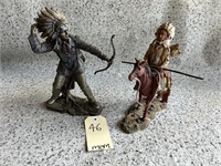 2 Indian figurines