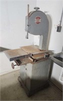 The Kleen Kut  band meat saw works.