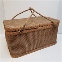Large Rope Handle Woven Picnic Basket