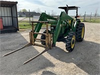 LL2- John Deere 5200 MFWD Tractor