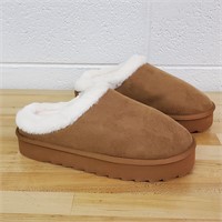 Women's Size 9/10 Slippers