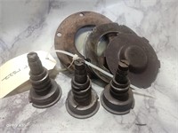Early Indian Clutch Plates and Worm Gears