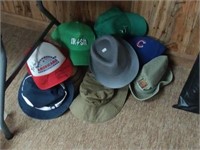 group of hats - snap backs,souvenir & 1 mans