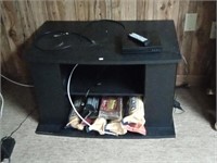 TV / entertainment stand