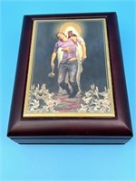 Dresser Box With Jesus