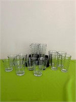 16 Total Swirl Drinking Glasses 2 Sizes