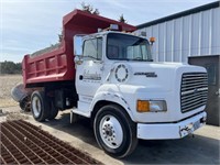 1992 Ford L-9000 Aeromax w/11.1 Liter Engine & 5 Y