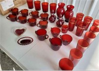 32 PIECES OF RED GLASSWARE