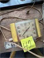 Vintage Telecron clock “works”