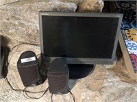 Compaq Monitor w/ Speakers