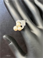 Vintage Avon rhinestone pearl adjustable ring
