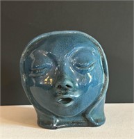 Deichmann pottery - Female Head