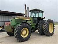 LL2 - John Deere 4850 Tractor
